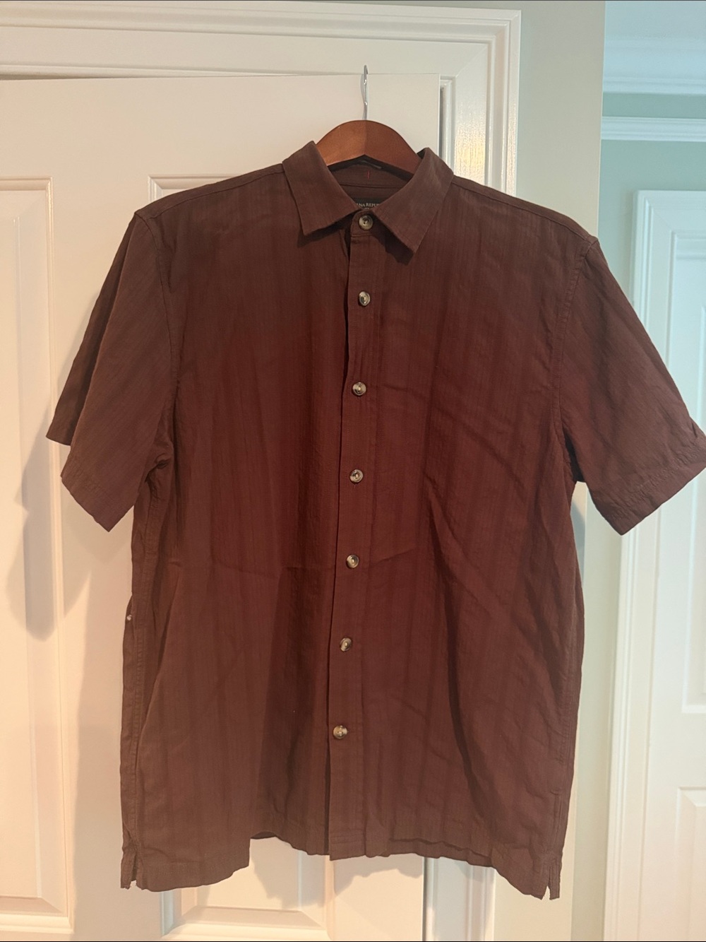 Banana Republic Men's Short-Sleeve Button-Down Shirt in Brown